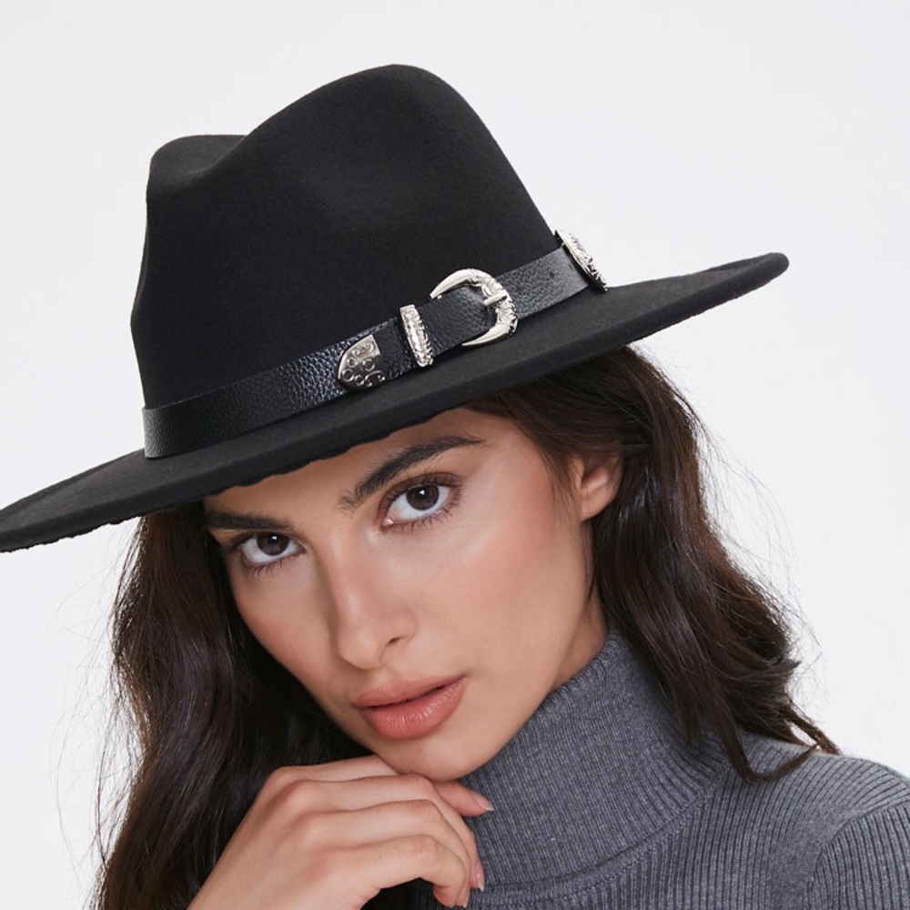 Wide Brim Buckle Hat